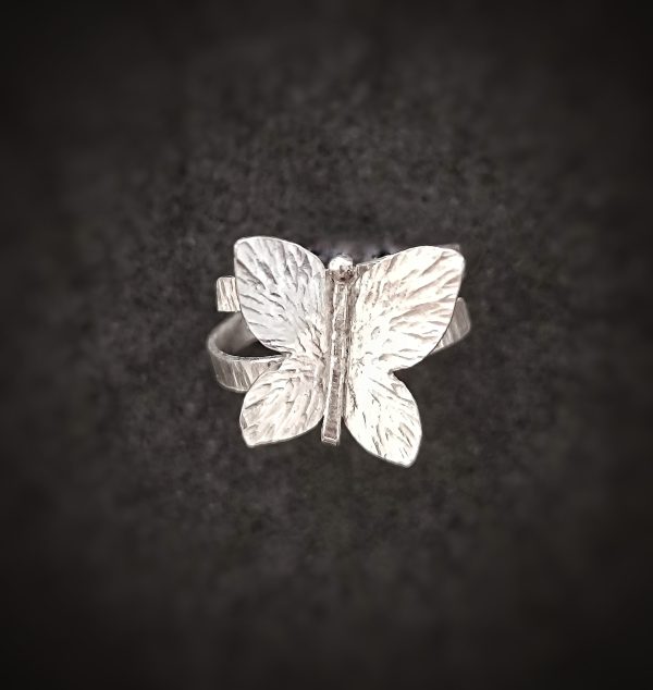 Silver Butterfly ring - Image 3