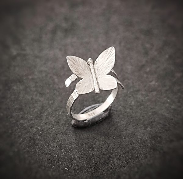 Silver Butterfly ring - Image 2