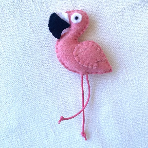 Handmade Flamingo Magnet: Super cute felt flamingo.