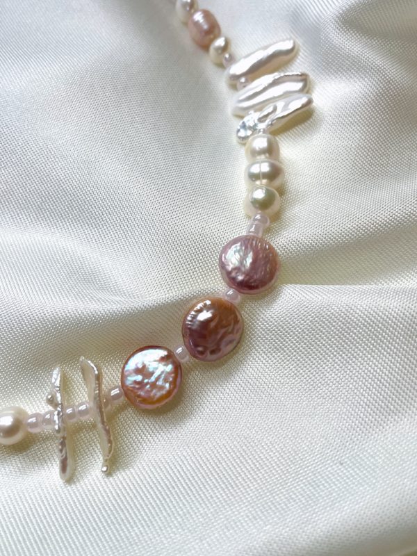 Pearl Choker Necklace - Image 4