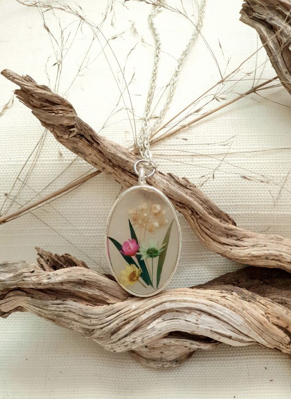 Pendant With Flowers