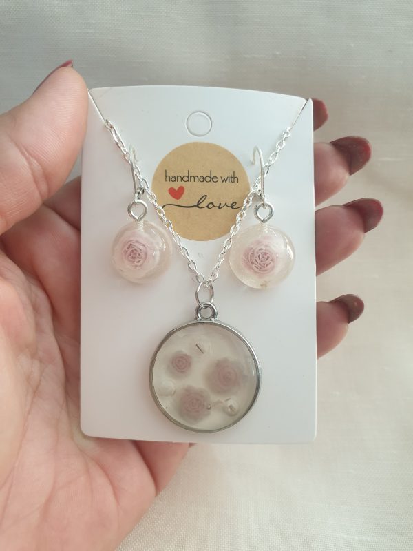 Roses Jewelry Set - Image 3