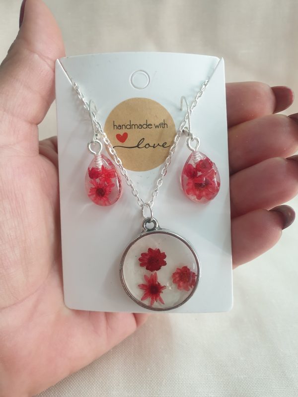 Round Red Flowers Jewelry Set - Image 2