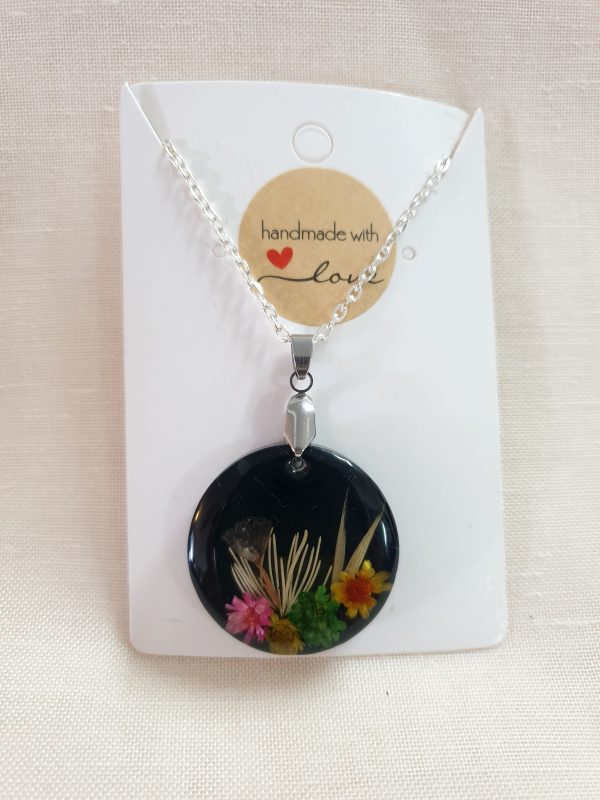Pendant With Flowers - round - Image 2