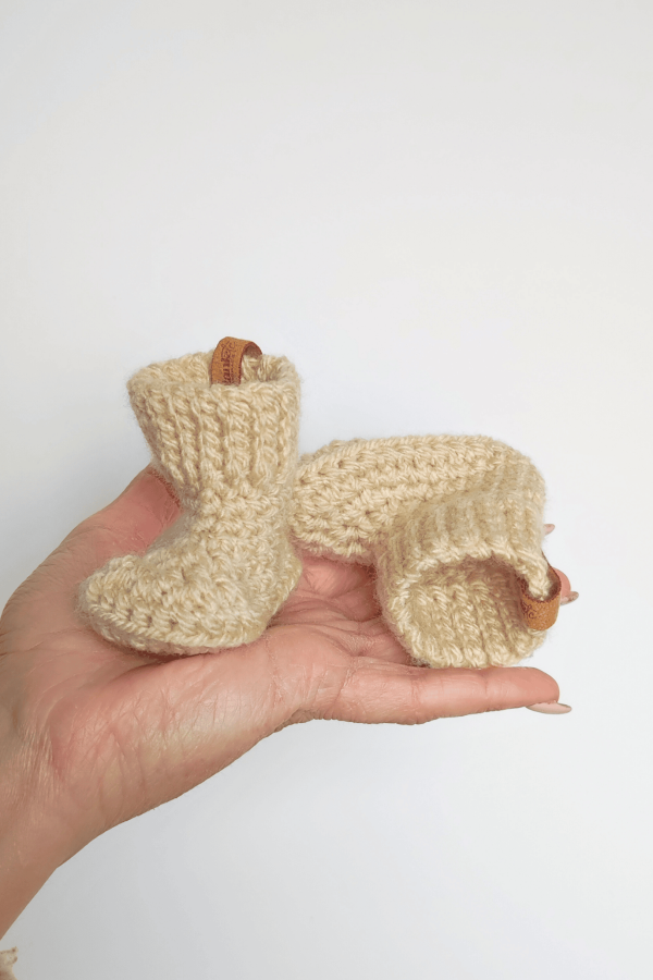 Adorable Crocheted Baby Booties for Newborns - Image 2