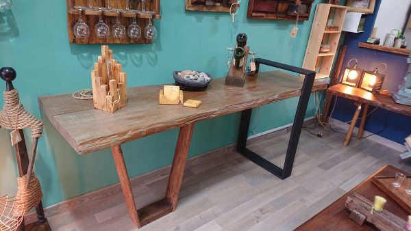 Art design foyer display table