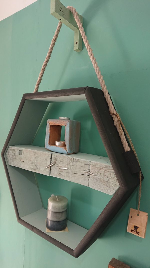Hexagonal hanging display with pallet block shelf - Image 5