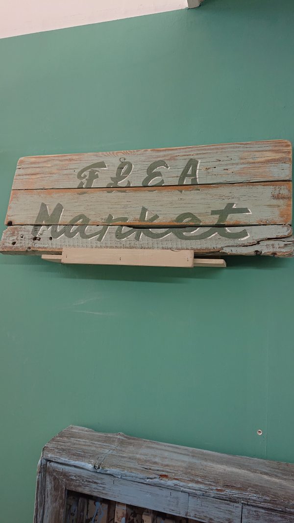 60cm x 25cm Vintage, old wood shop signs or wall hangings - Image 5