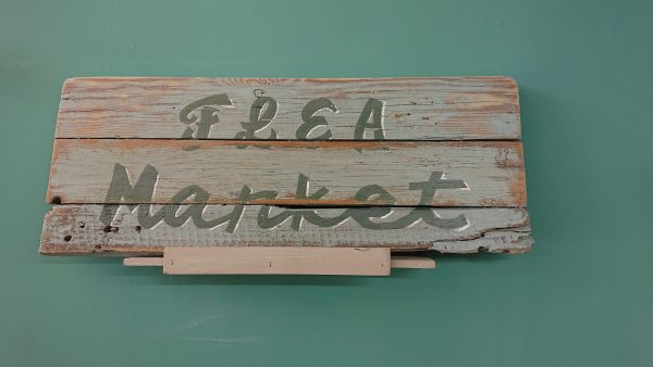 60cm x 25cm Vintage, old wood shop signs or wall hangings - Image 6