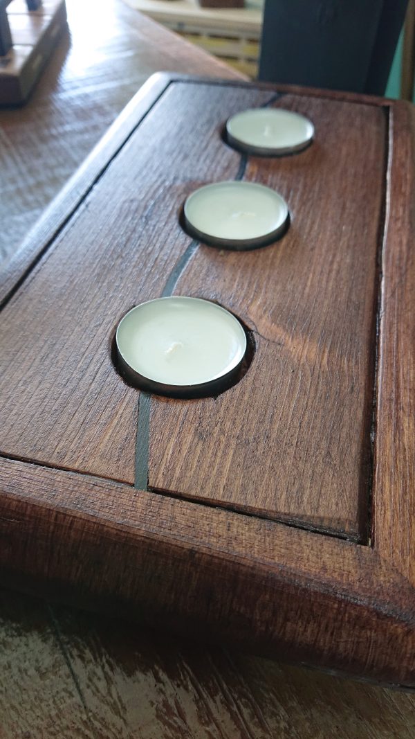 Soft edge triple tealight block with wave design - Image 4