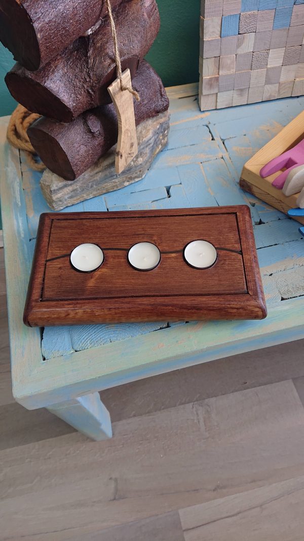 Soft edge triple tealight block with wave design - Image 2