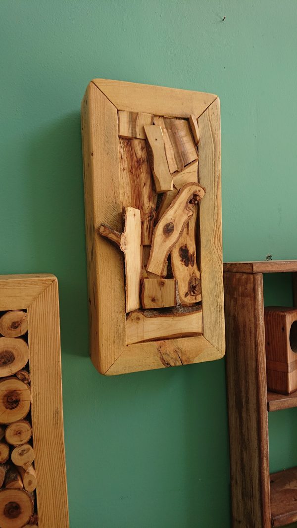 Solid wood and off cut wall art feature - Image 2