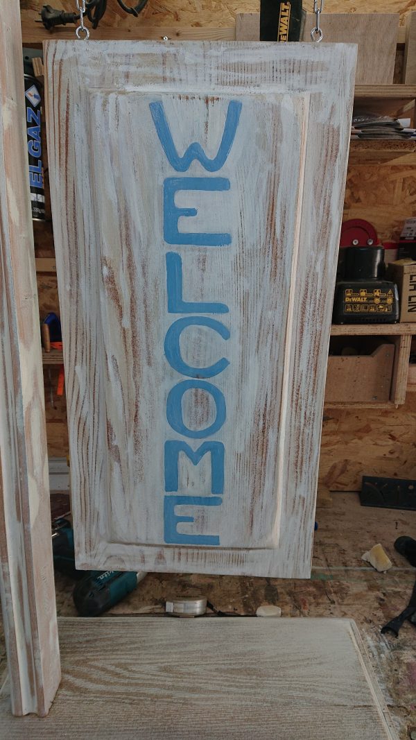 Free-standing, 'welcome' patio/entrance way sign - Image 6