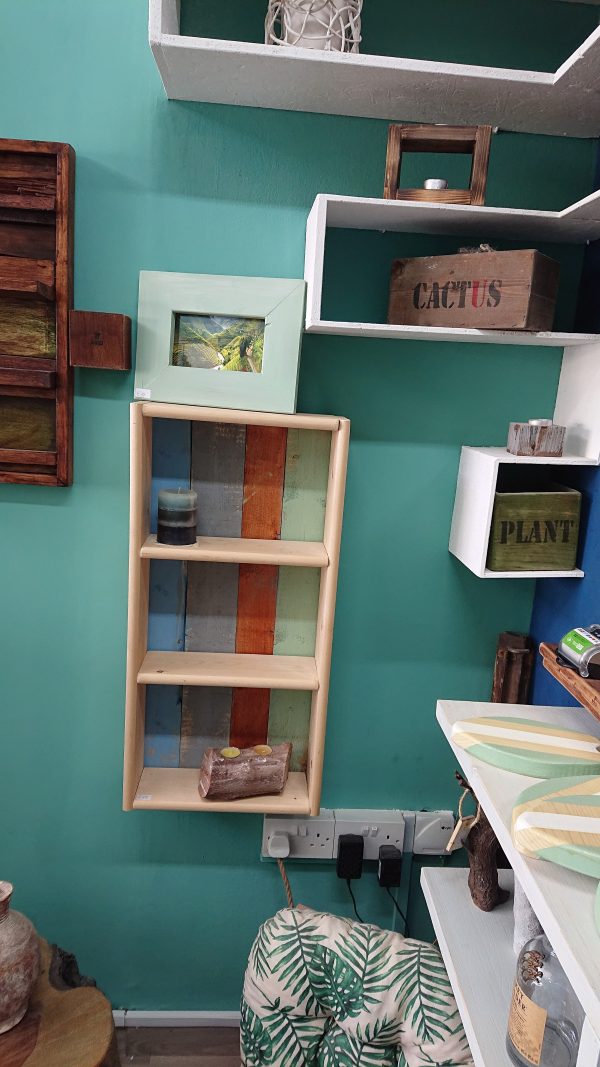 Handmade wall shelf unit - Image 2