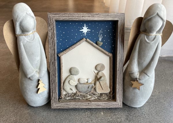 Christmas Themed Pebble Frame (Preorder) - Image 7