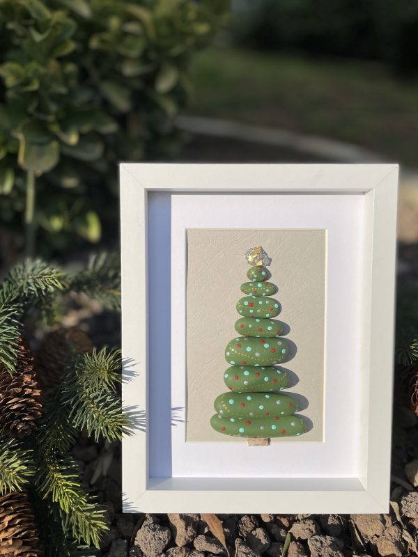 Christmas Themed Pebble Frame (Preorder) - Image 16
