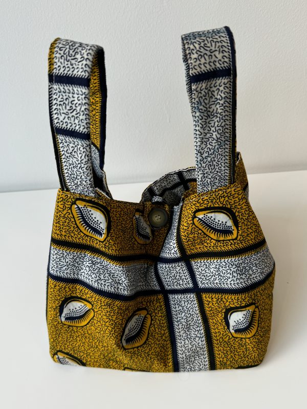 Handmade African Wax Print Tote Bag - Vibrant & Bold Statement Piece - Unique, Handcrafted and Stylish - Bold & Beautiful African Print Tote - Everyday Chic Tote Bag