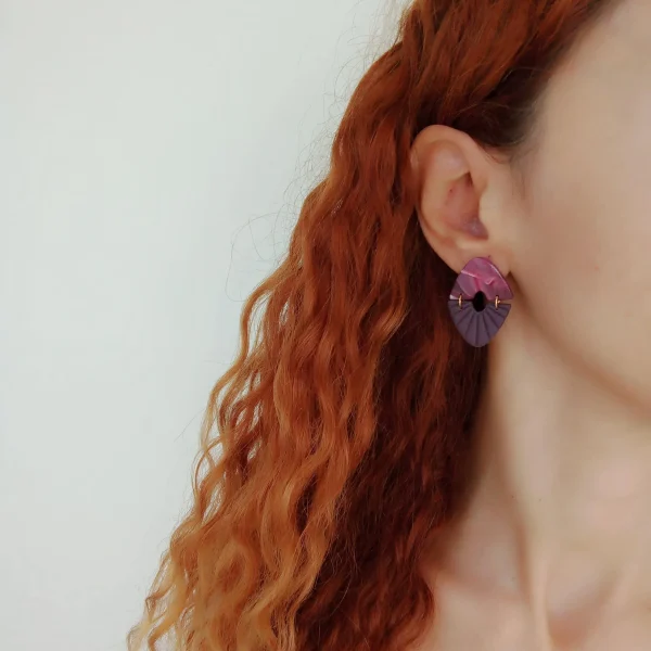 Marbled burgundy and deep purple studs