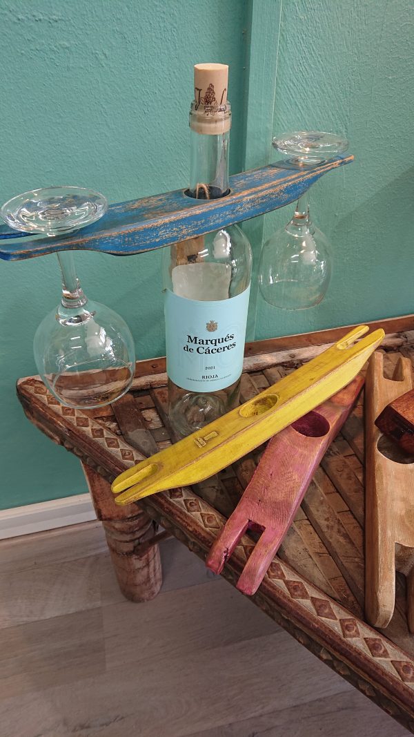 Wine bottle and twin glass displays - Image 14