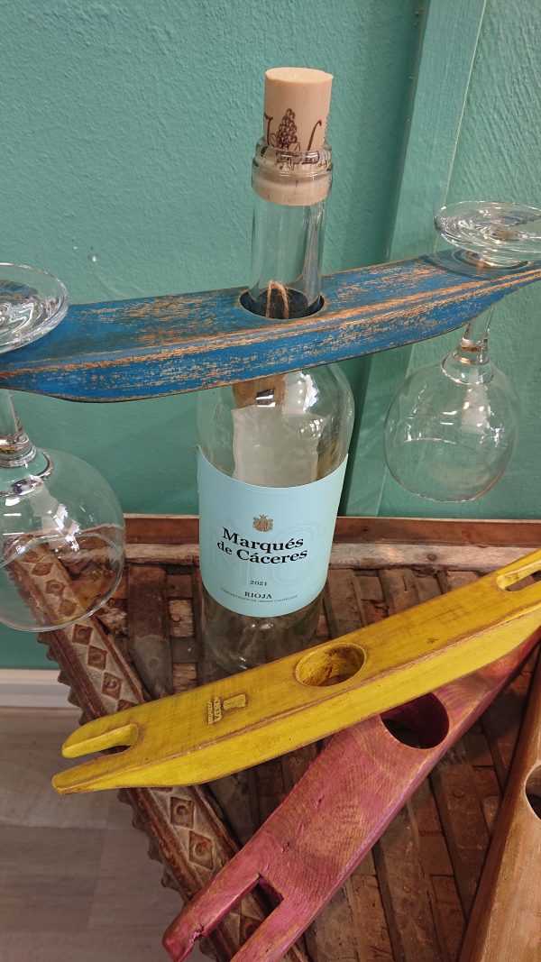 Wine bottle and twin glass displays - Image 10