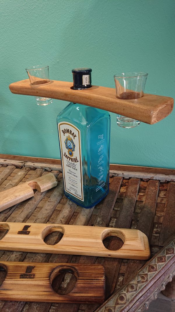 Wine bottle and twin glass displays - Image 16
