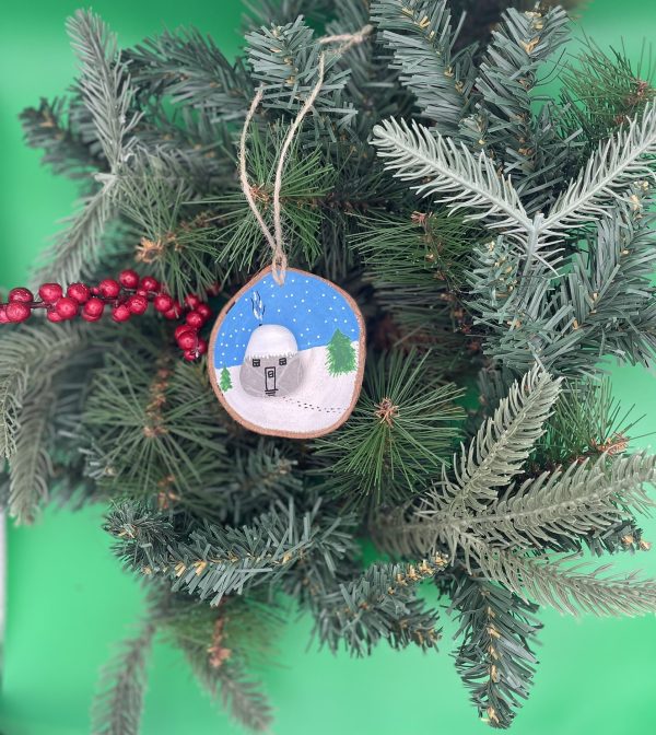 Pebble Ornaments On Wood Slices - Image 21