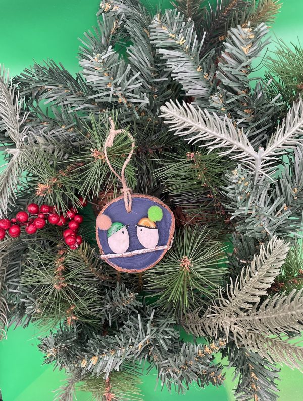 Pebble Ornaments On Wood Slices - Image 14