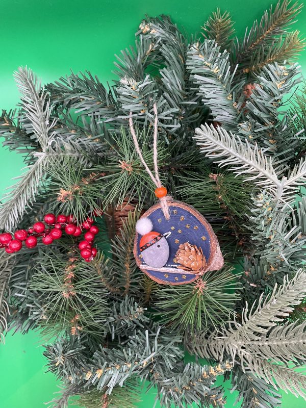 Pebble Ornaments On Wood Slices - Image 7