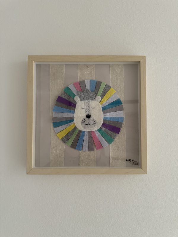Adorable Framed Felt Lion -25x25cm
