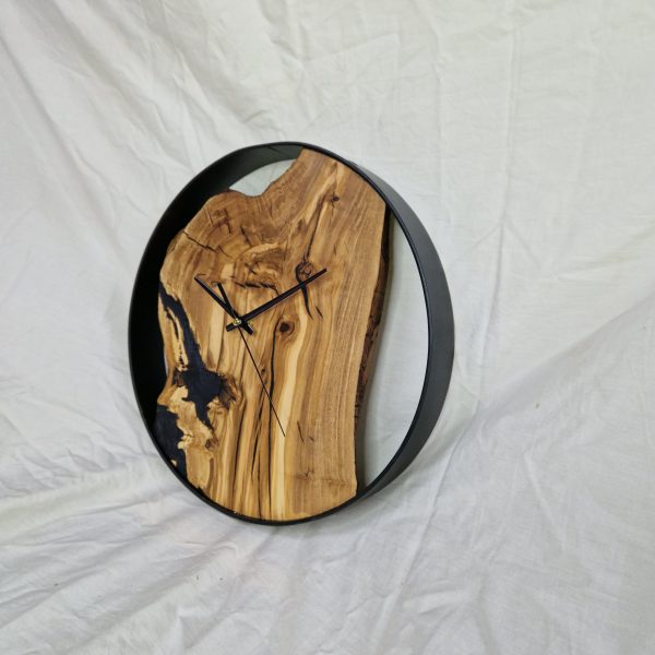 Wall Clock in Olive Wood - Image 3