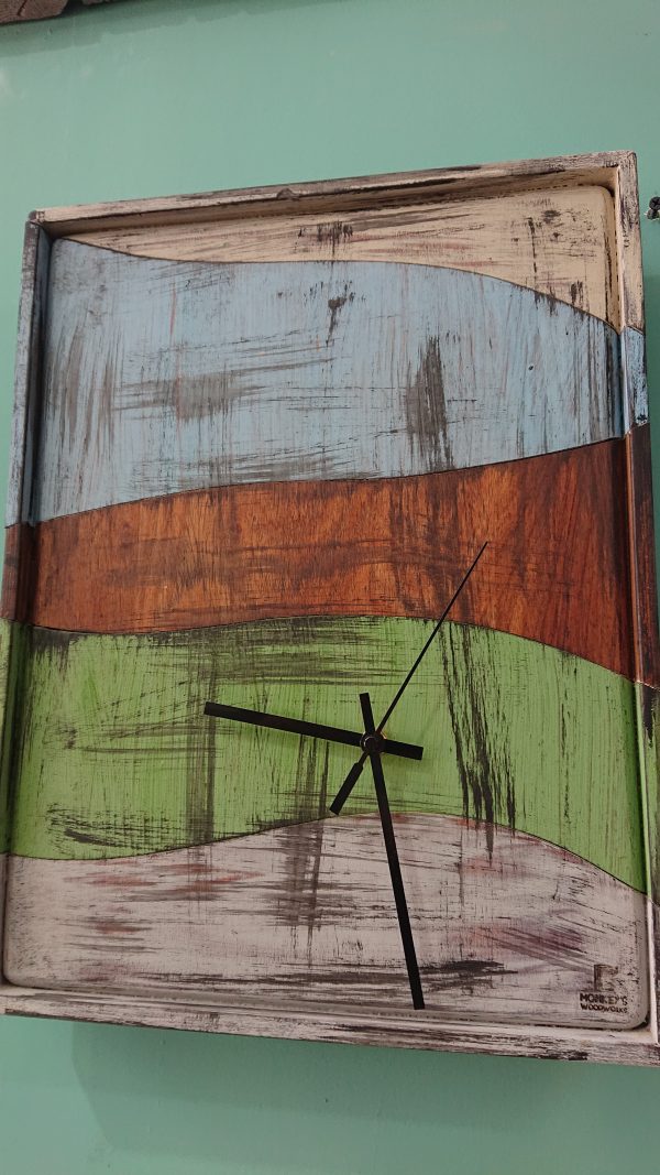 Multi-piece hardwood clock - Image 5
