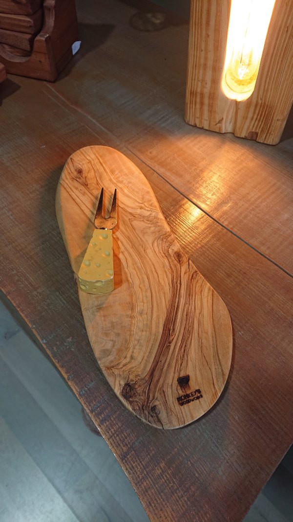 Olive wood serving board/platter - Image 3