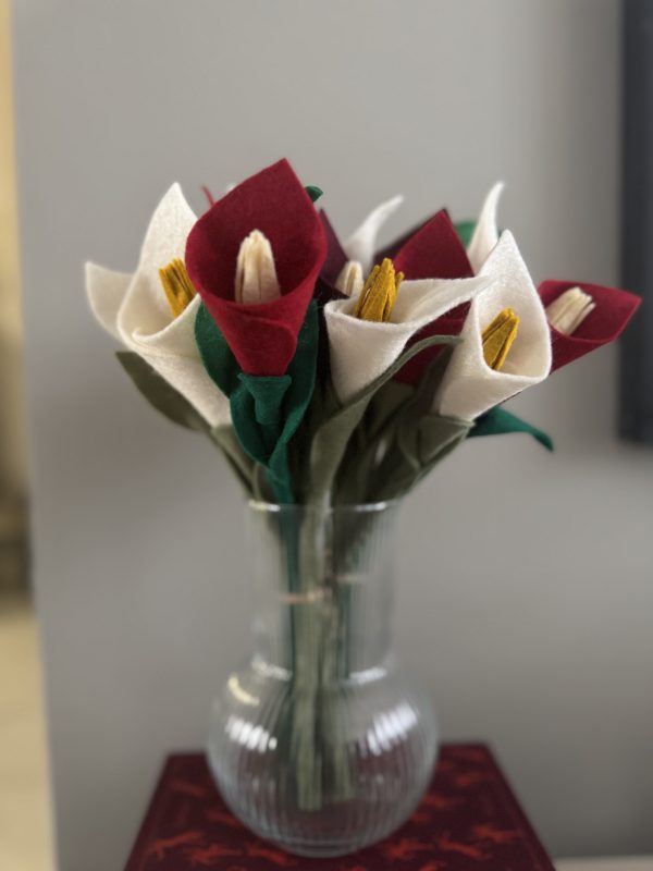 Stunning Felt Flower Bouquets – 10 Elegant Felt Lilies per Bouquet /wp-content/uploads/2025/01/IMG_6013-225x300.jpg