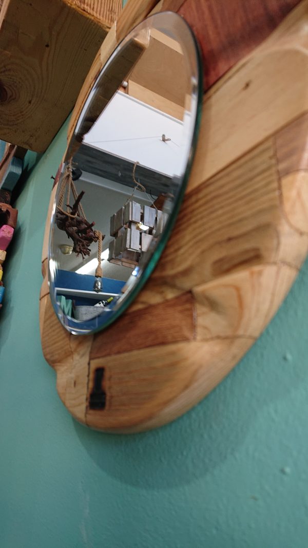 Round, carved, multi wood framed mirror - Image 5