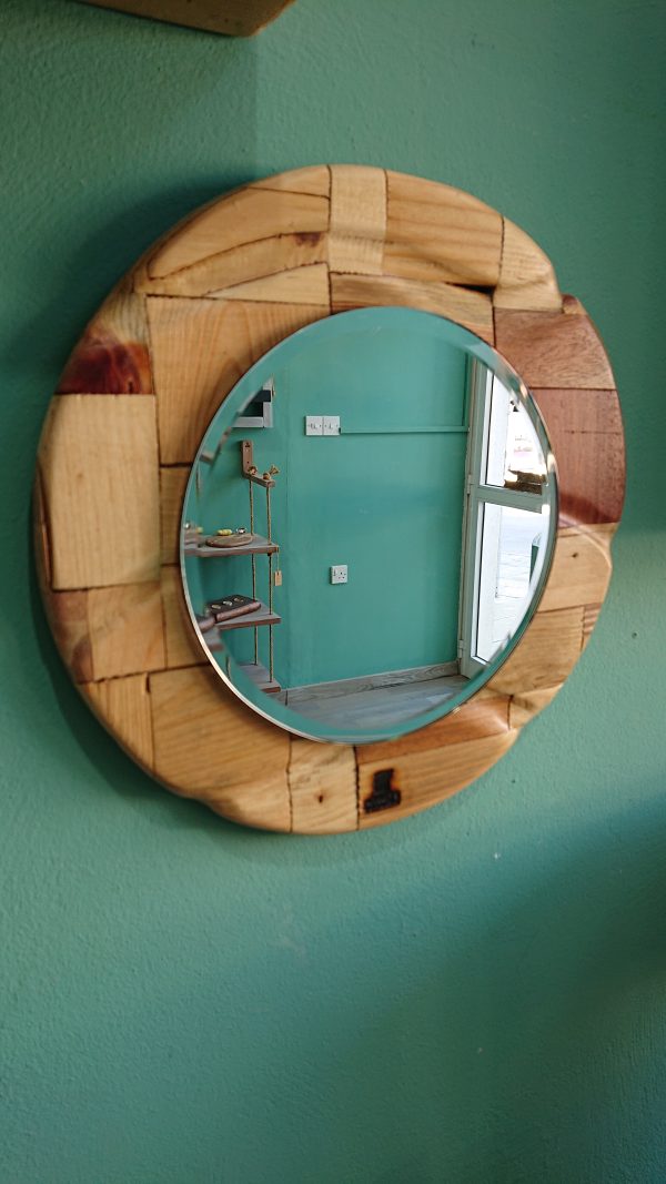 Round, carved, multi wood framed mirror - Image 10