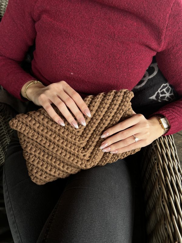 Gorgeous crochet handbag - Image 2