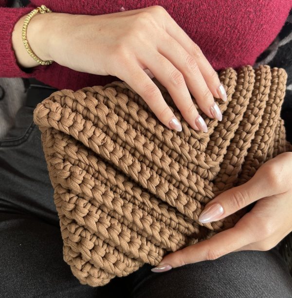 Gorgeous crochet handbag