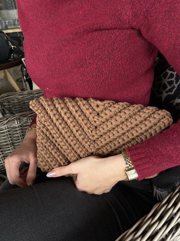 Gorgeous crochet handbag - Image 7