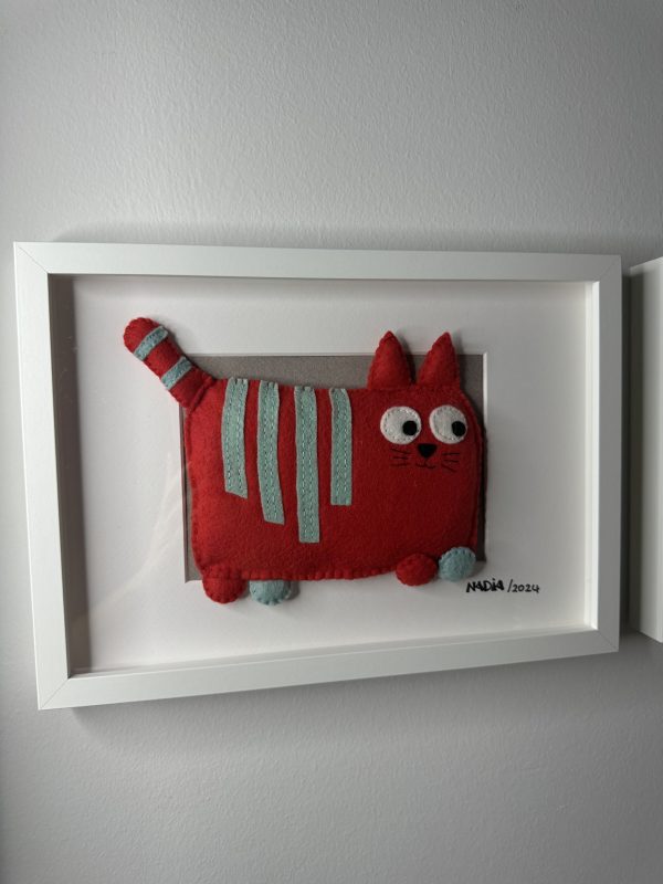 Playful Framed Felt Cat-30x25cm