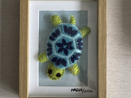 Adorable Framed Felt Mini Sea Turtle -15x20cm