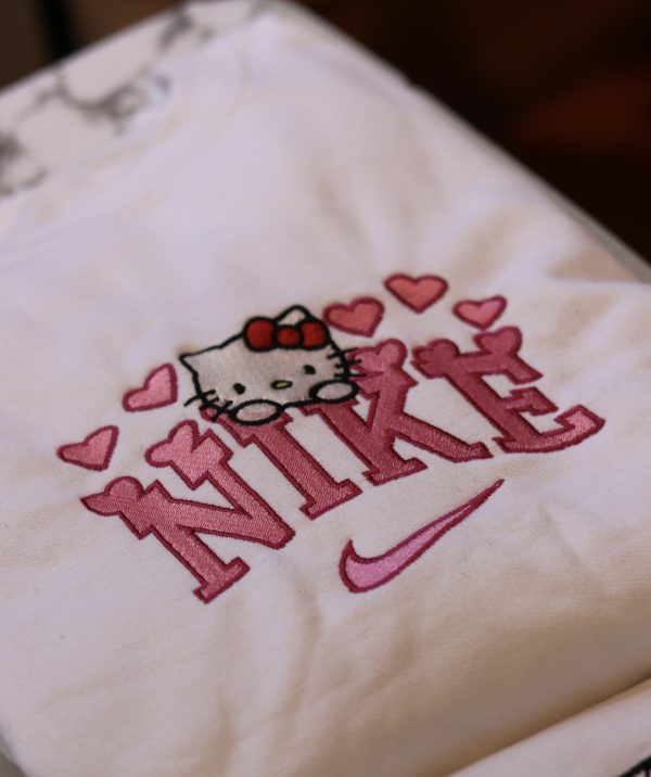 Hello Kitty Nike