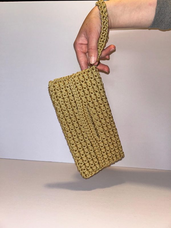 Clutch - Image 2