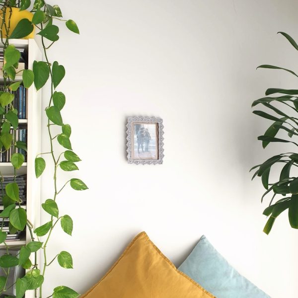 the "Dull with a sparkle" photo frame // grey & shiny elegant photo frame - in use wall