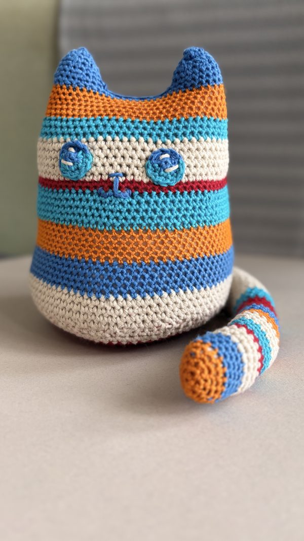 Fifi Kitty-Cat Door Stopper – Colorful Crochet Striped Home Decor & Practical Door Holder