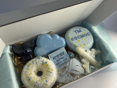 Box with three bath bombs two natural soap for kids