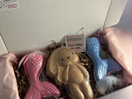 Box with bath bombs