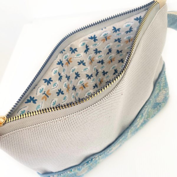 Handmade Spring Summer Clutch Bag – Beige and Blue Zipped Pouch With Wristlet - Image 4