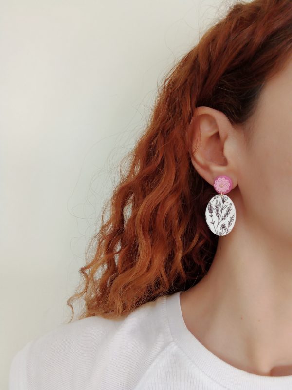 Floral polymer clay earrings - Image 3