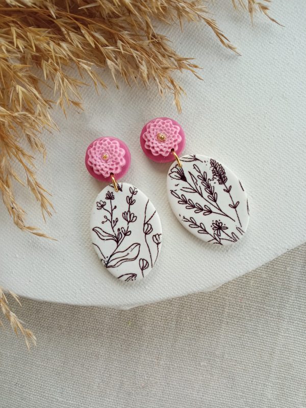 Floral polymer clay earrings - Image 2